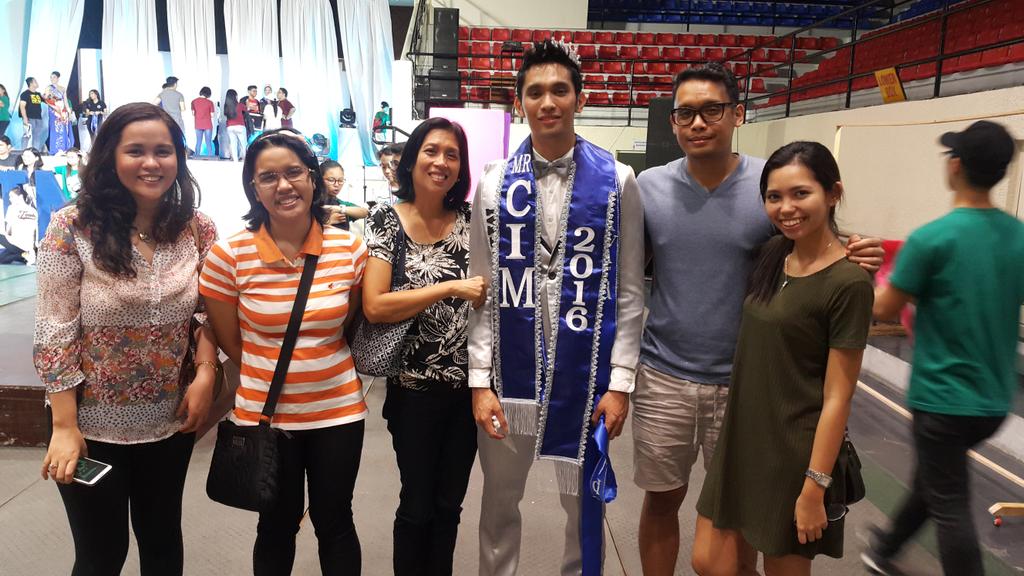 nikkicoronel's tweet photo. SO PROUD https://t.co/li8Y3mrQil