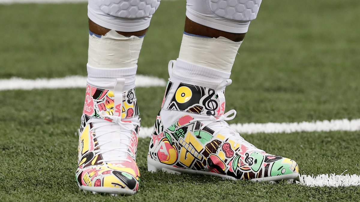 Panthers's tweet photo. Cam's kicks

#CARvsATL #KeepPounding https://t.co/1Lxilkpm4B