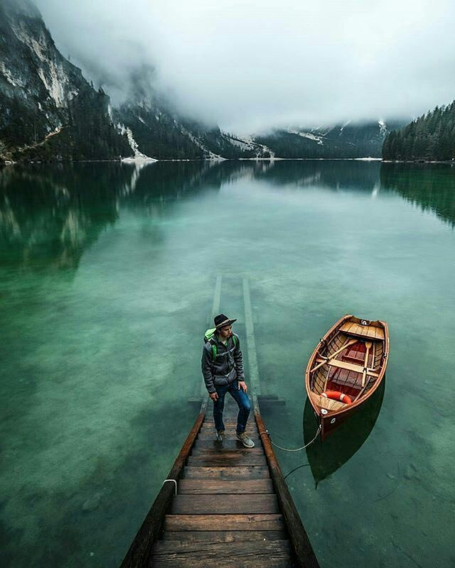 GrandCamping's tweet photo. Amazing shot by Friendly Explorer @zeppaio:
"Most of you probably know the 'golden hour' and the 'blue hour'! But h… https://t.co/8FvZmGGuoF