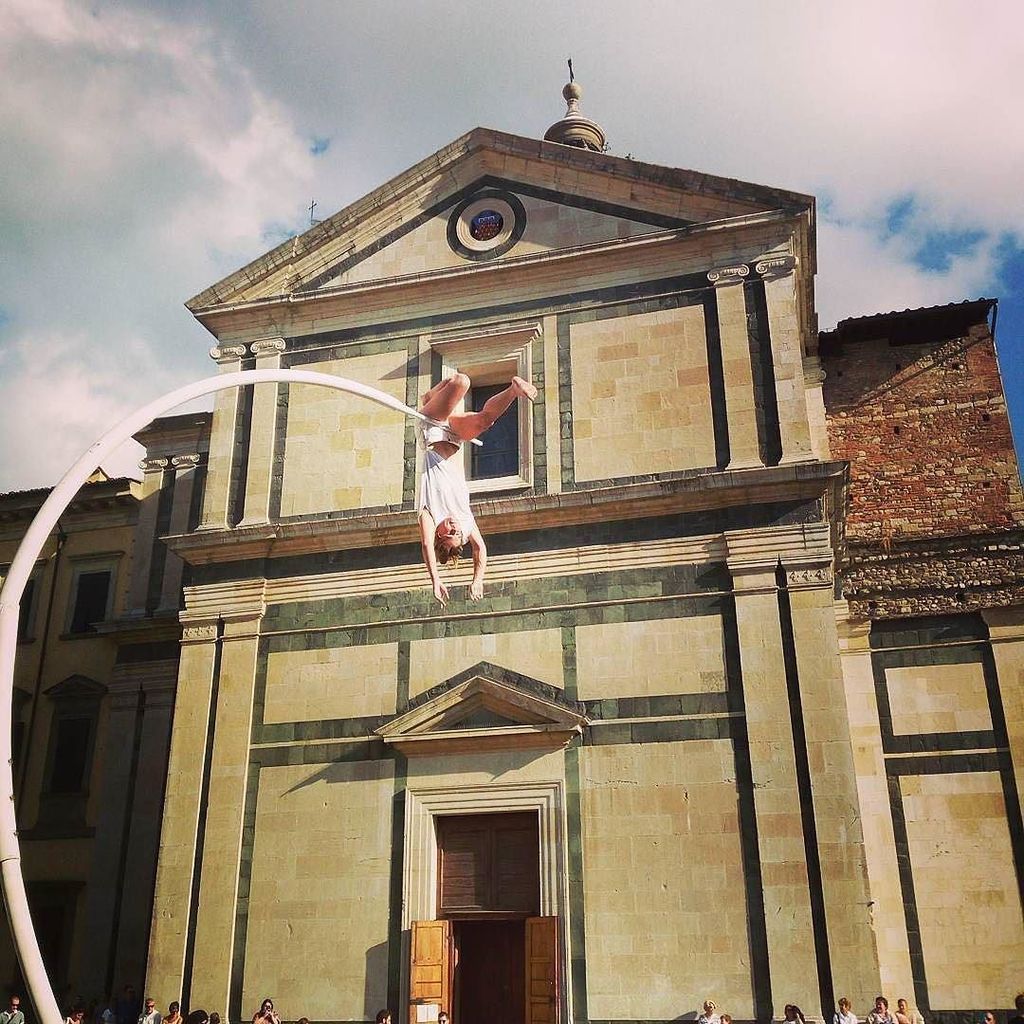 VisitPrato's tweet photo. #Repost @teatrometastasio #chloemoglia #horizon #contemporaneafestival #conte16 #poesia #c… https://t.co/56bMPpaR3n https://t.co/h6OCGYO27V