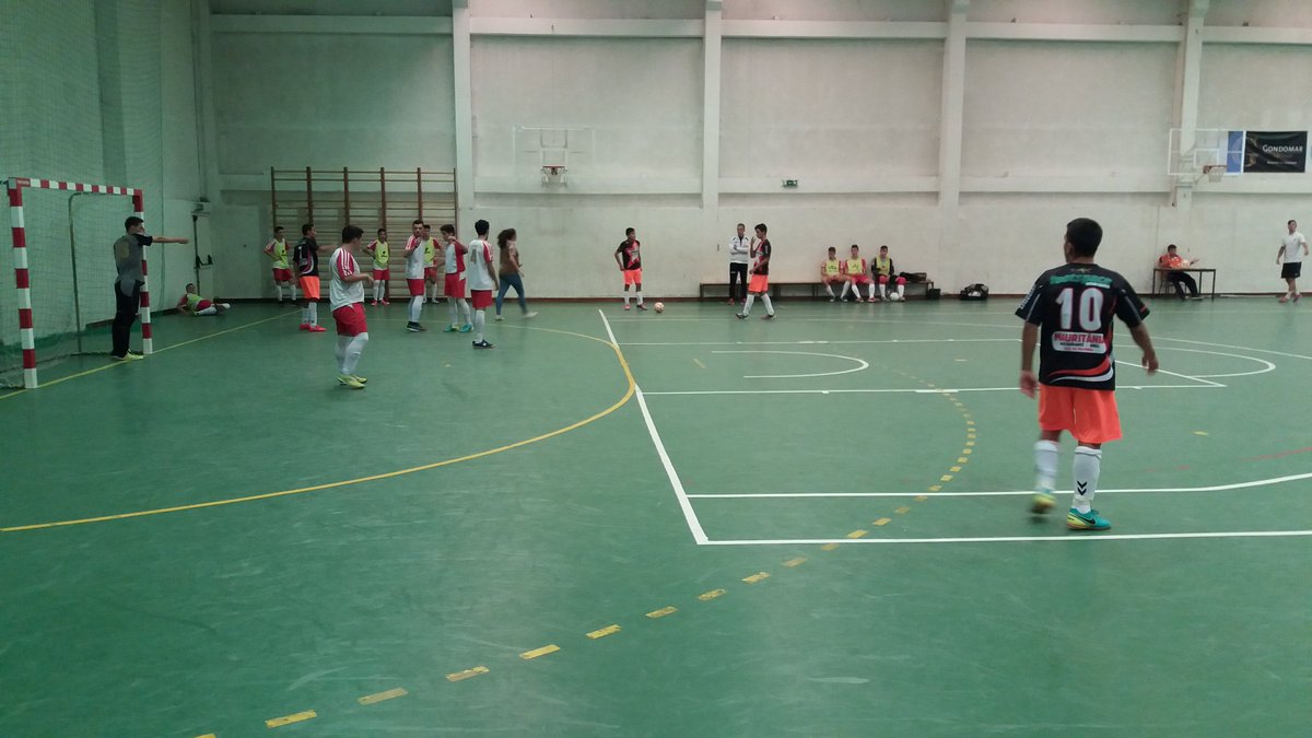 Fcu_Pinheirense's tweet photo. Troneio clinica de Gondomar
Juvenis A 
Vitória do conjunto  espanhol 3-3  penáltis 0-2 https://t.co/QQ4POMr1RQ