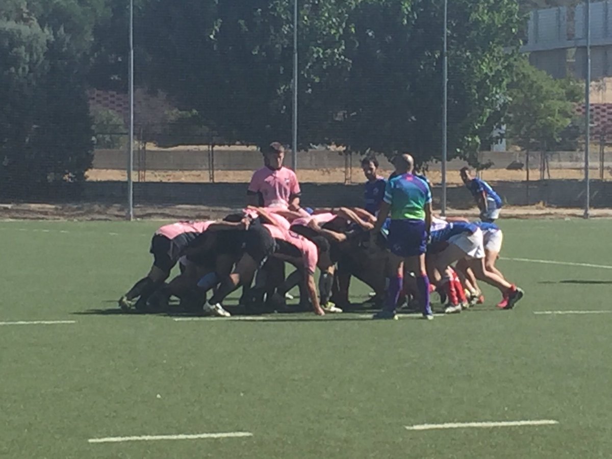 panterasav's tweet photo. Algunas panteras estuvieron hoy apoyando al RAC en el primer partido de la temporada #FamiliaRAC #Vamos💪🏼 https://t.co/mVdJClF5PE