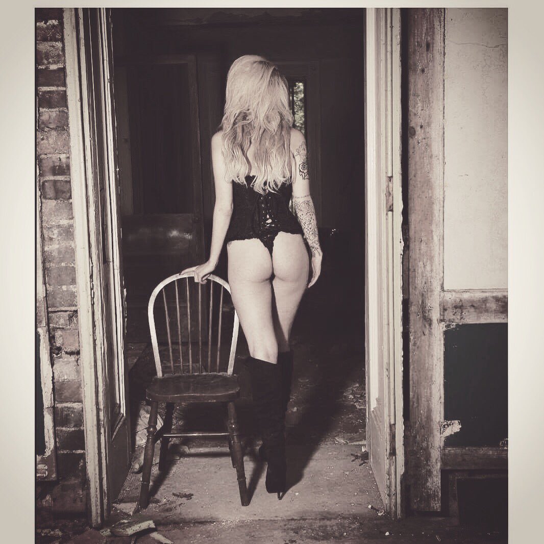 _PHudson's tweet image. #burlesque #Photoshoot - Trevor Burford Photography