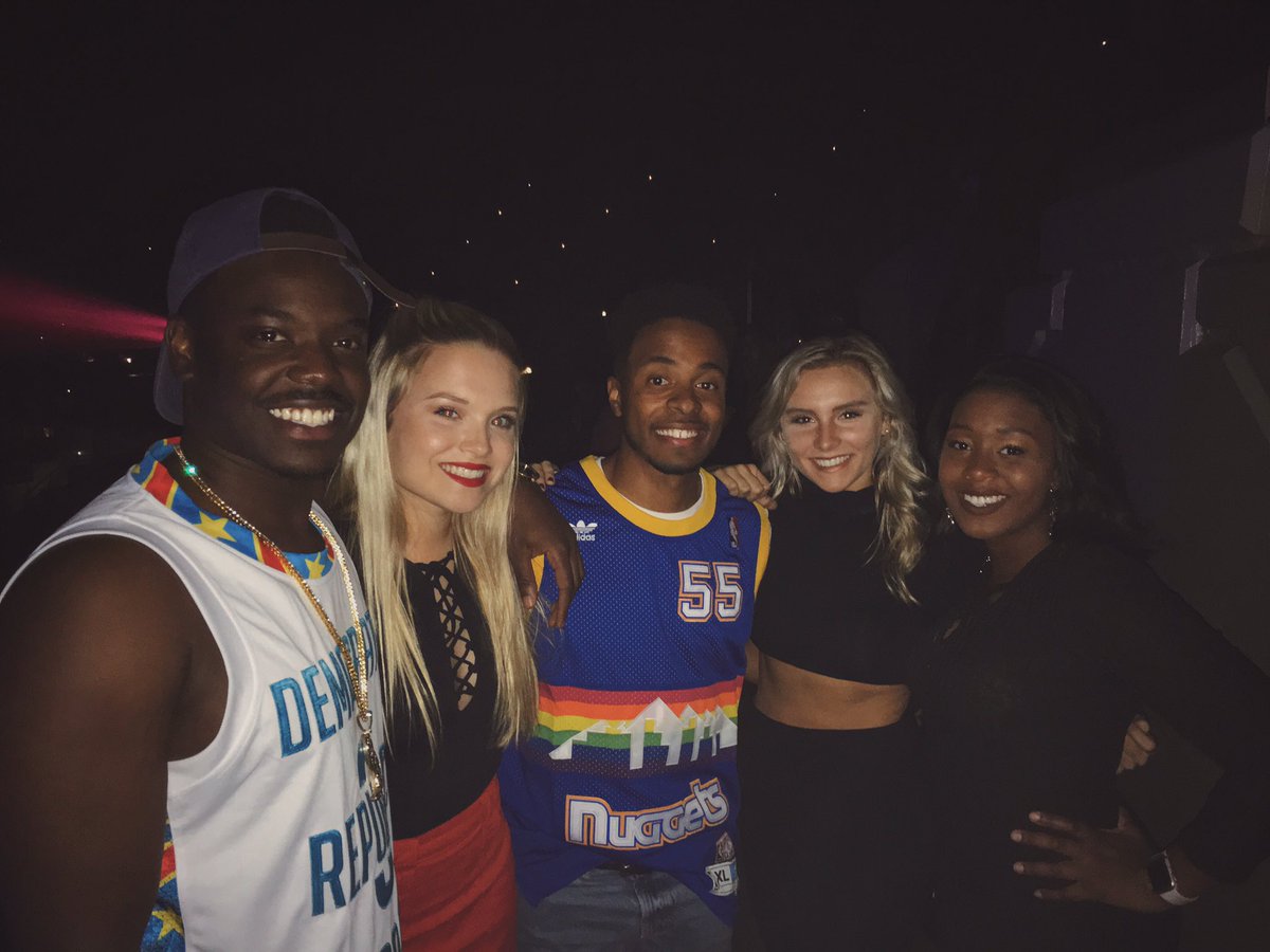 KailieGreen's tweet photo. WE MADE IT YO https://t.co/NOgRrurXc6