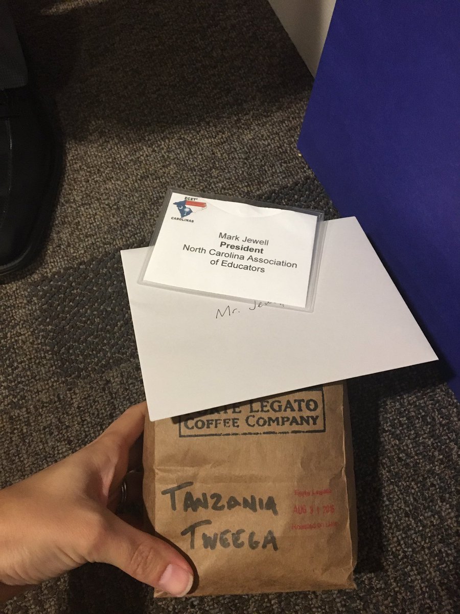 Mrs_Schimizzi's tweet photo. Still loving all the hot coffee and swag from @fortelegato to support the work of the #ECET2Carolinas teachers! https://t.co/yxxwmd4lPi