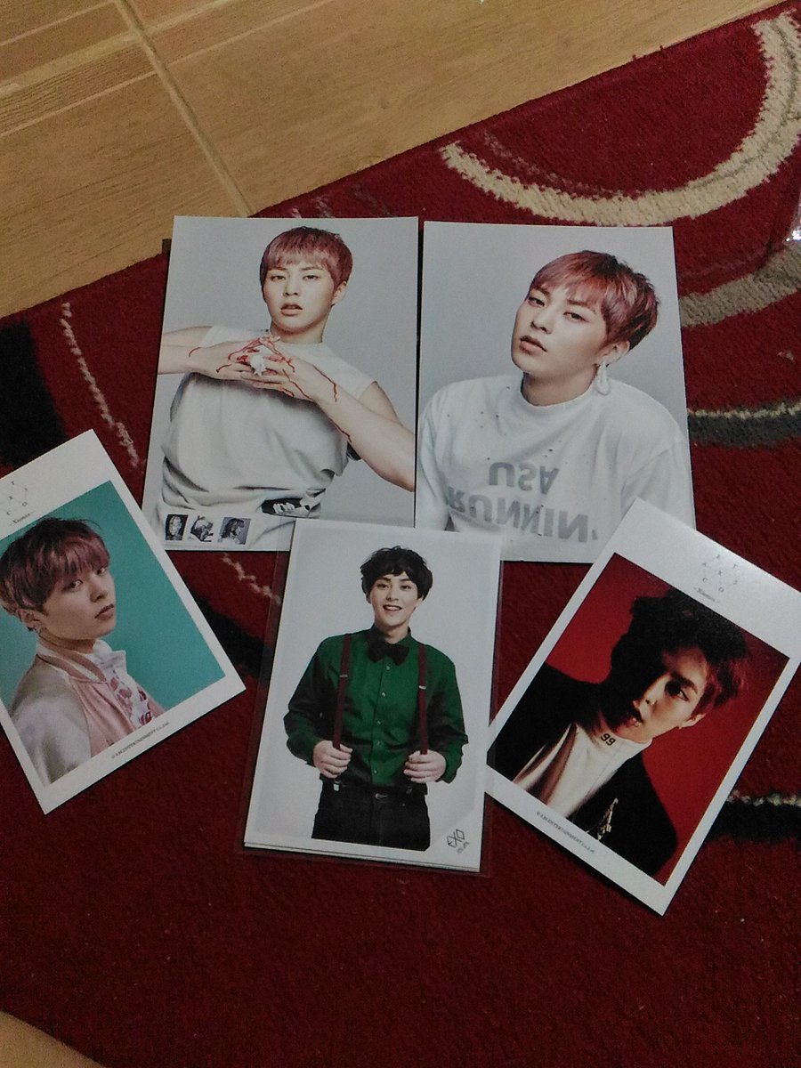 Natsumae026's tweet photo. Official merch hauls today #5CUnstoppable #EXOPHUnstoppable #happyEXOL #Xiumin #EXO https://t.co/hgKMifvl2y