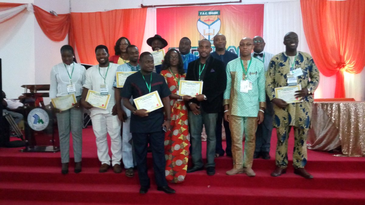 ChidiOdinkalu's tweet photo. FGC Idoani inaugurates new leadership for Old Students Association for the next triennium #ProUnitate #USOSA4All https://t.co/vXEYZOhe1P