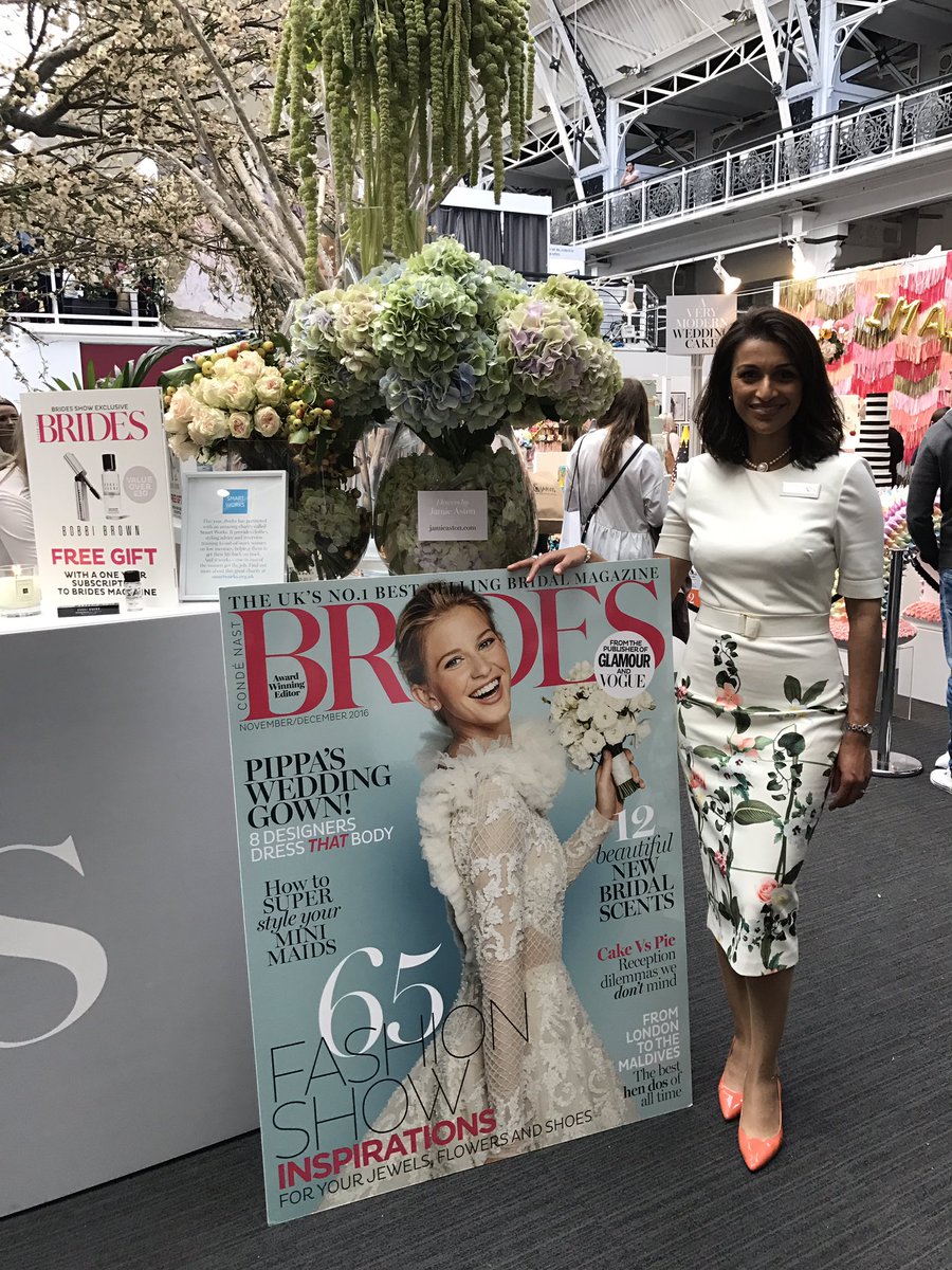 Stunning creations by the amazing <a href="/ZITA_ELZE/">ZITA ELZE</a> <a href="/Bridestheshow/">Brides The Show</a> this weekend. Congratulations on winning the gold exhibitor award 👍🏼#brides