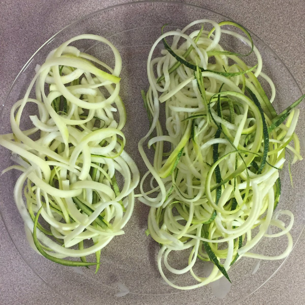 Lindas_Life's tweet photo. Spiralized zucchini beats pasta! Great kit w/free peeler, knife &amp; tools!#GlaamVeggeties https://t.co/dY92gm5Vlr https://t.co/1YWjgYmEbs