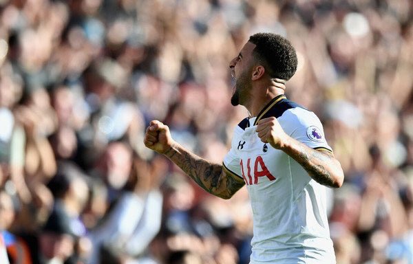 kylewalker2's tweet photo. Brilliant afternoon at The Lane, the noise was something else! 👌 #COYS https://t.co/d3Kmx9vmyh