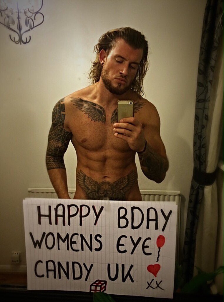 WomensEyeCandy1's tweet photo. We got tons of birthday treats from our fave hunks! We feel very loved ❤️❤️ so a big thanks! #Happy3rdBirthdayWomensEyeCandyUK @dan_hessien https://t.co/b8NjjsiB8g