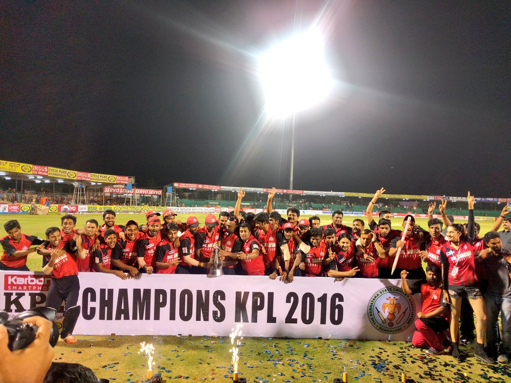 arun9972's tweet photo. @raginidwivedi24@BTuskers@KPLKSCA   Congrats Wht a win this hs been,truly inspirational  story,coming frm d dead 2 stack claim 2 d KPL2016👍🏻 https://t.co/ziYIkiMYWe