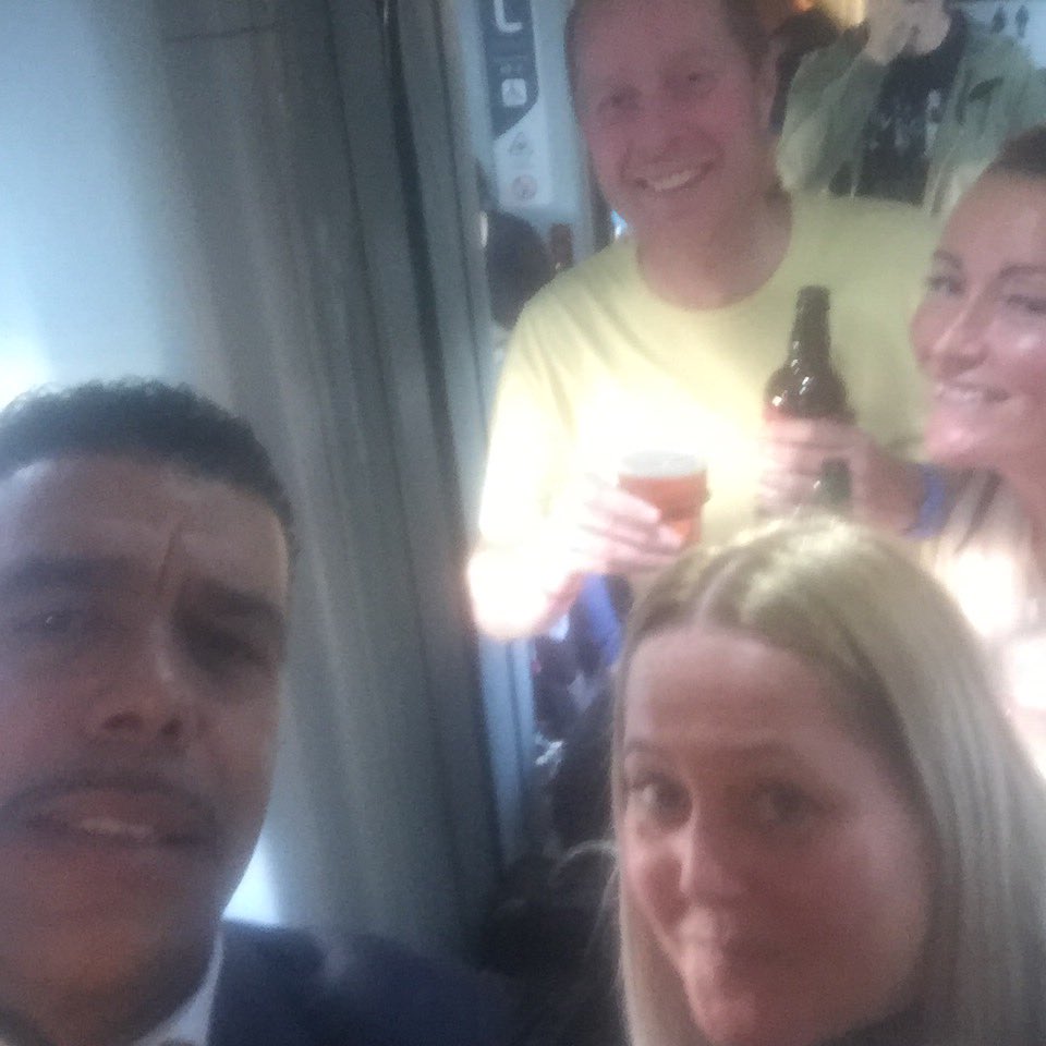 chris_kammy's tweet photo. Total chaos on the trains due to cancelations 😖 on route to Shakey Wakey 😖 standing room only but 😜not far from the buffet 🍻 https://t.co/7BfpEbsuYN