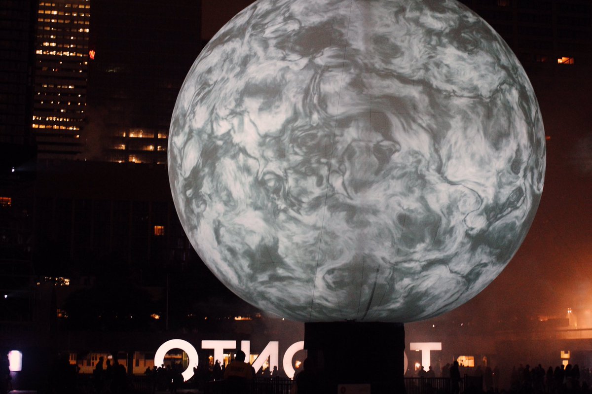 sam_man_tha_'s tweet photo. Perfect way to spend my 17th birthday @nuitblancheTO https://t.co/kpjA7AlAhL