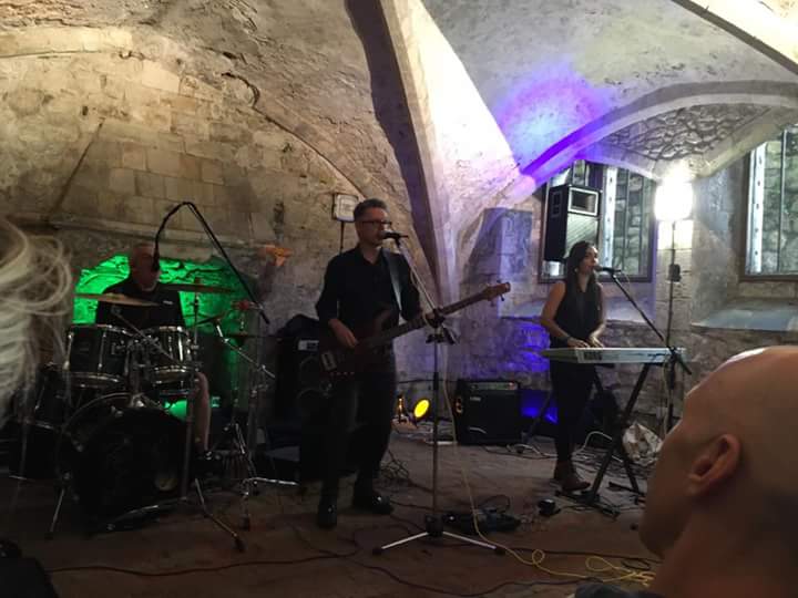 dad_company_uk's tweet photo. We had great fun playing as One Tonne Son @railwaylive on Friday & @musicinthecity on Sat. Now for some #dadcompany inspiration! #MITC2016 https://t.co/tSy8ffLjmd