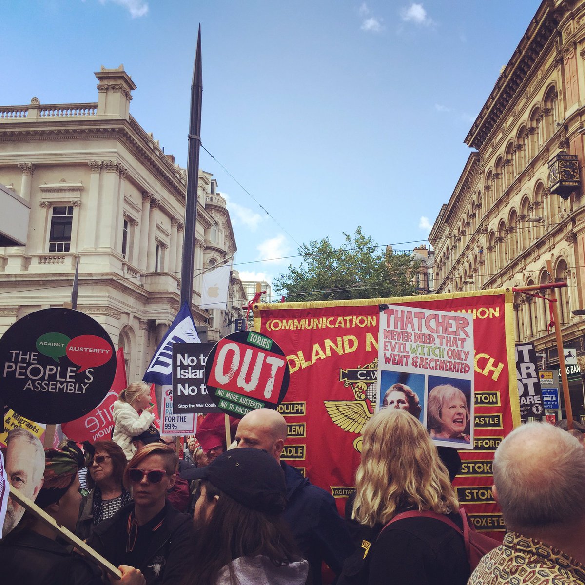 skarey_parsnips's tweet photo. A good and positive day in Brum today #ToriesOut #TakeBackBrum https://t.co/L0I7jWdeyf