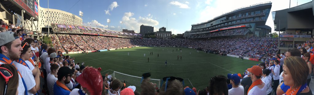 dunewall's tweet image. 30k for a D-3 soccer match. #cincyproblems