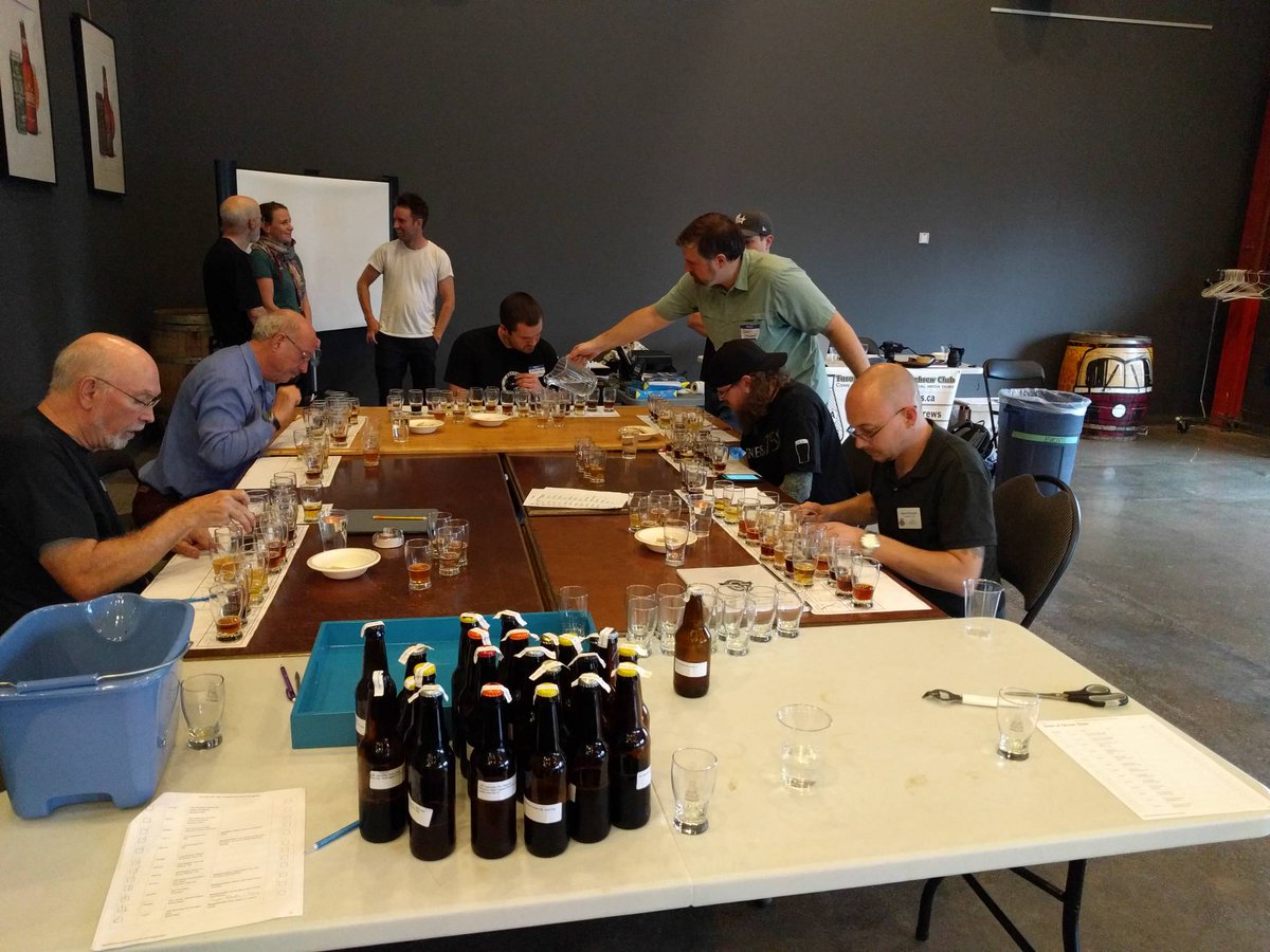 GTABrews's tweet photo. BOS is now underway at #brewslam2. Thanks to our amaIng volunteers.  Our title sponsor @TorontoBrewing! 689 entries, 3 days! #toronto #bjcp https://t.co/oZK1qdVzl9