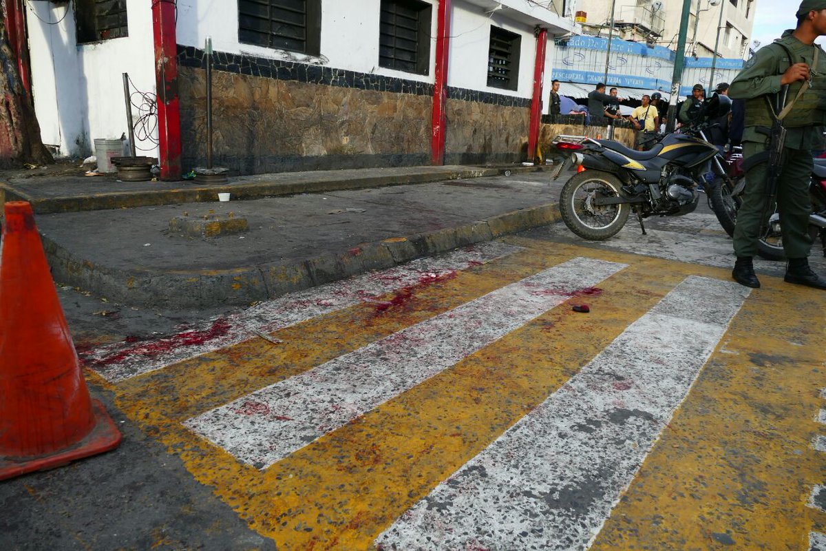 CARACAS - Crisis de inseguridad en Venezuela. (sálvese quien pueda) - Página 19 Cty3YmhXgAAocrR