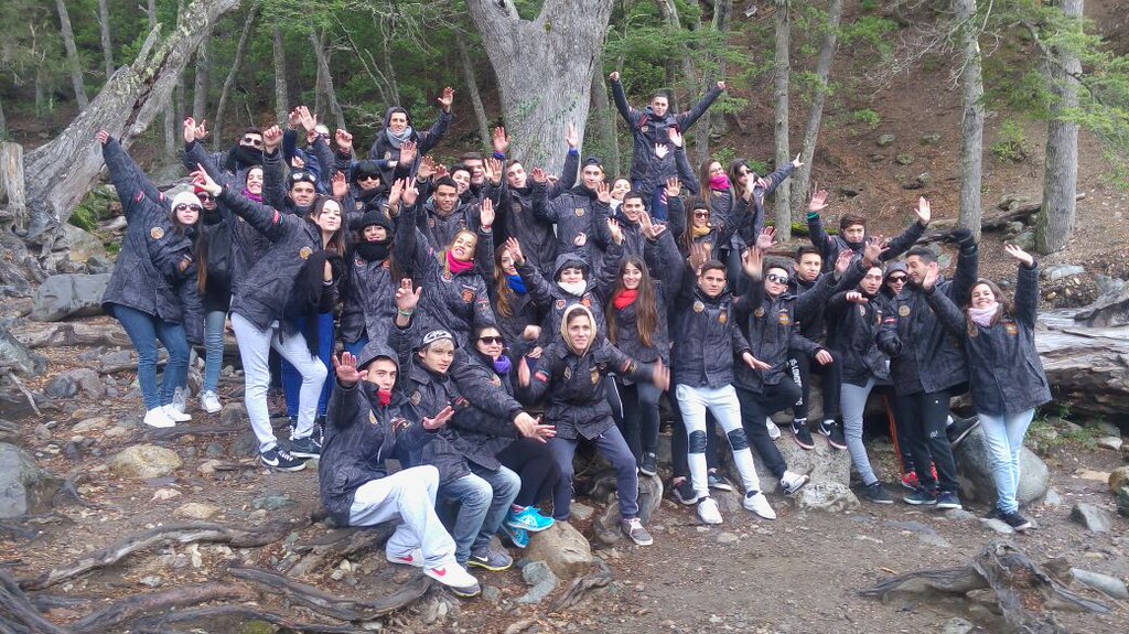 UniversidadFort's tweet photo. LA BANDA DEL WILLY #LaBandaCopoBrc https://t.co/rd4sGkKy2x