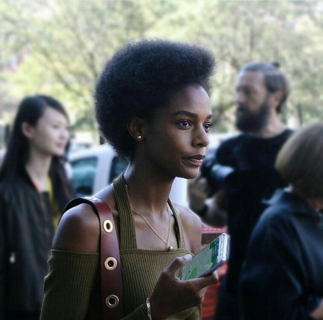 KarlyLoyce's tweet photo. throwback NYFW https://t.co/286jIX747i