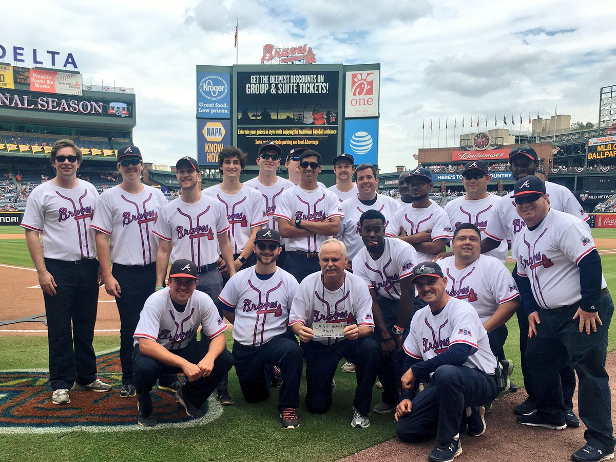 Braves's tweet photo. Thank you to the #Braves Grounds Crew for all of their hard work! #TurnerFieldFarewell https://t.co/jHFGECsDFA