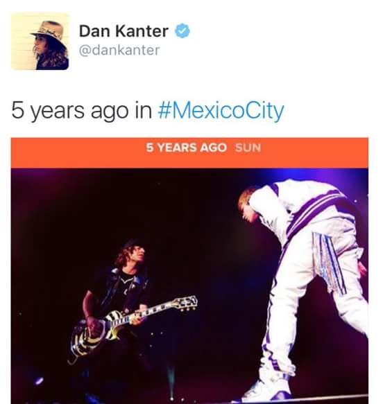 FlorDeBelieber's tweet photo. Dan Kanter vía Twitter: Hace 5 años en la Ciudad de México
Dan me quieres hacer llorar? 😢#EMABiggestFansJustinBieber https://t.co/cj8kBHfe1A