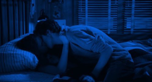 WeAreSexAndLove's tweet photo. "él" era como la luna; por las mañanas desaparecía https://t.co/XBKDnWwN88