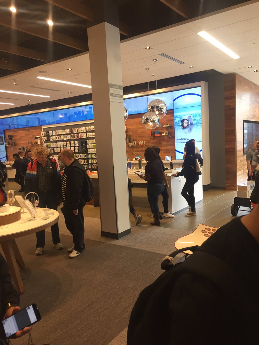 PINNNACLE's tweet photo. #ATT1POWELL #vend797 https://t.co/lBMVKvu9HO