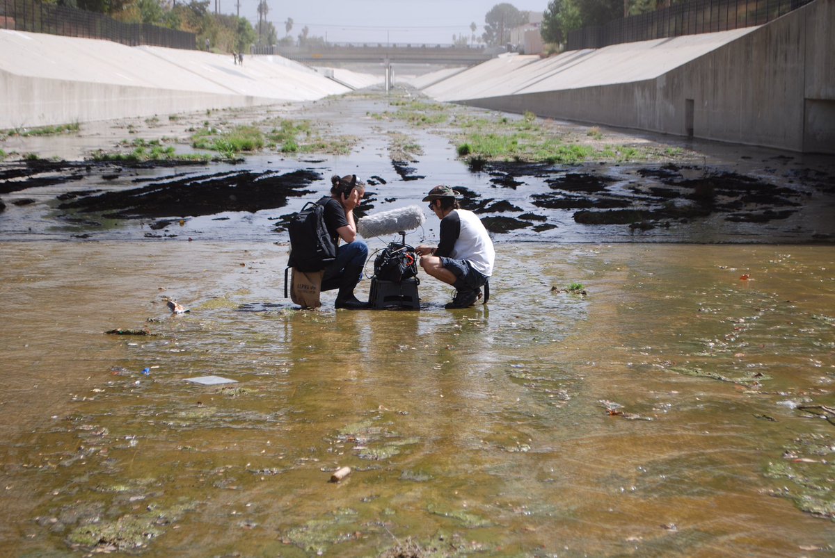 LARiverVR's tweet photo. "In virtual reality, we're placing the viewer inside a moment or story." Let us share our #LARiverVR tale with you! https://t.co/Mih8COAmMJ https://t.co/CXOjtFE4xD