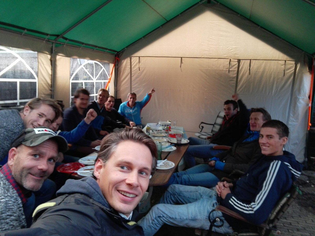 Heel veel mooie verhalen op de #davilexteam #bbq #triathlon op naar 2017 #triathlonnl