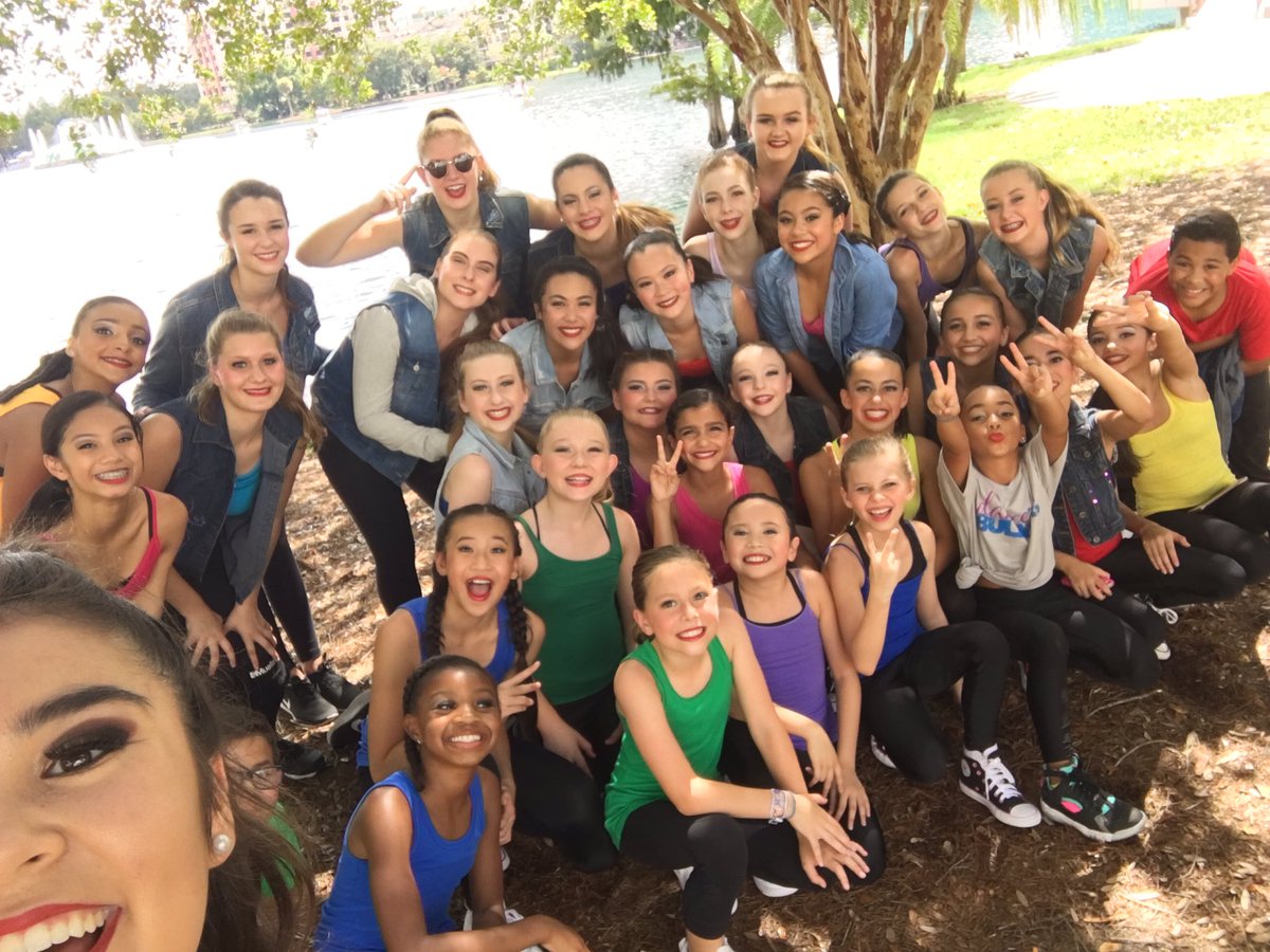 imdpdance's tweet photo. Dance Out Bullying in the park was a success!! #DOBinthepark2016 #IMDP 💙💙💙 https://t.co/oNVixjCFl4
