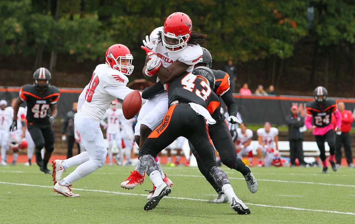 wpunj_edu's tweet photo. Yesterday's #WPHomecoming victory over MSU snapped a 22-game Red Hawk winning streak dating back to 1993: https://t.co/U23UqXgY6n 🏈 https://t.co/tBHg1TxGXi