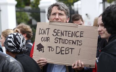 BDliveSA's tweet image. Top read | Myths pervade case for free tertiary education, writes @XhantiPayi ow.ly/7yJI304LAcv