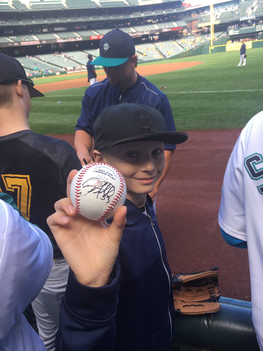 McJenni's tweet photo. #mariners https://t.co/8gMGzaLx9T