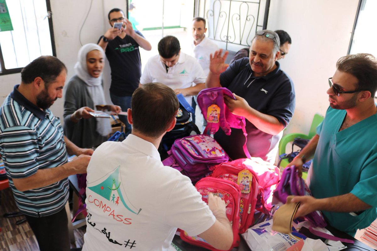 CompassLF's tweet photo. @layangccsupport Supports #CompassCampaign by delivering backpacks and stationery in Al-Amal teaching centers in Bekaa Valley. https://t.co/yoAX8RjSZm
