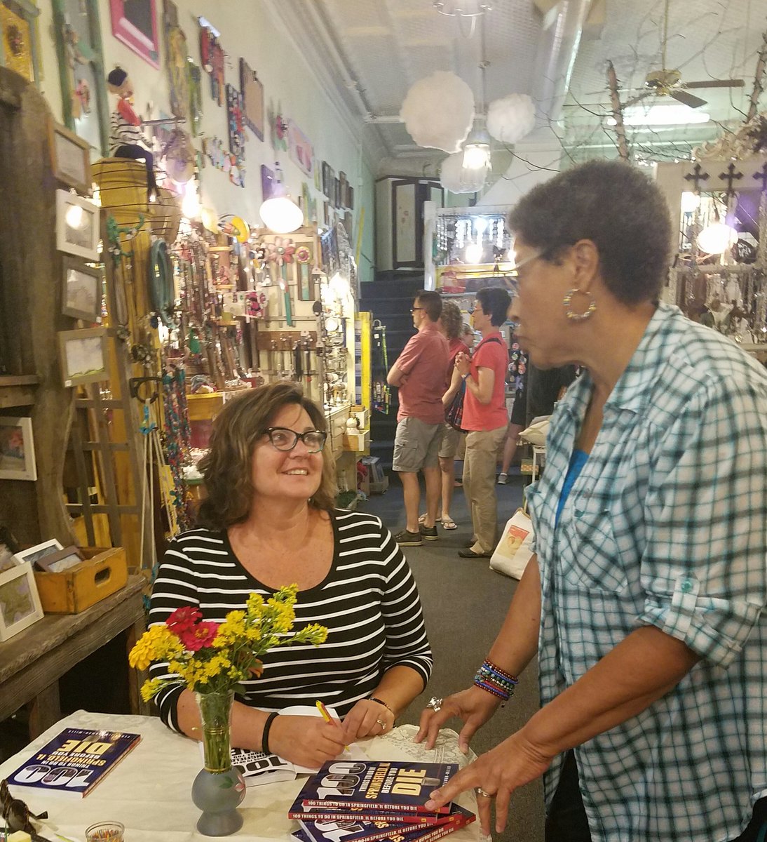 100springfield's tweet image. Book signing. #localauthors #theroost