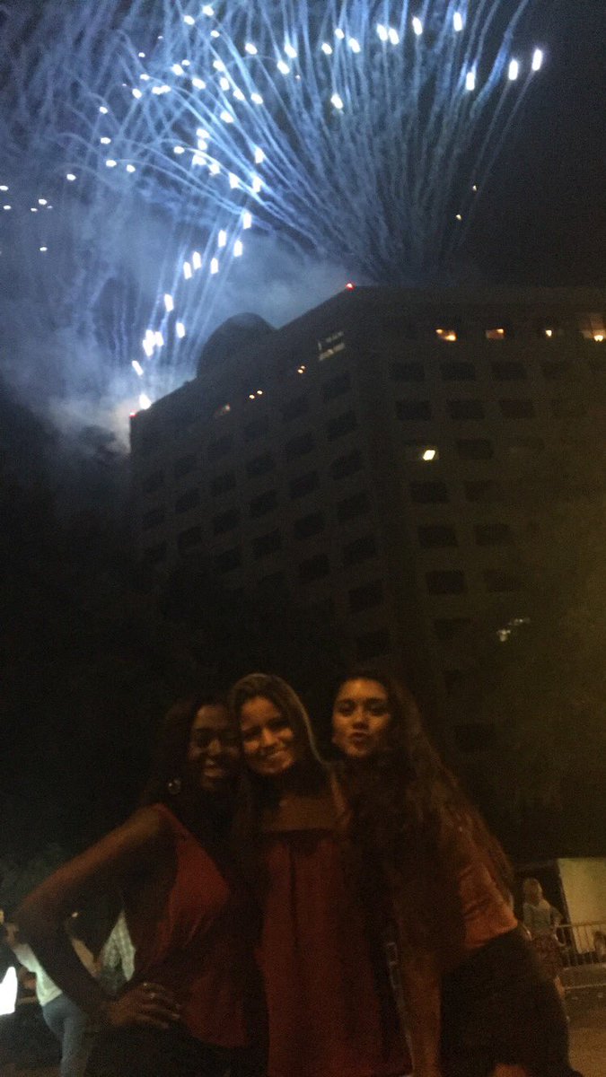 cianagarciaa's tweet photo. had a great night last night at #bootfest with some amazing people πππ https://t.co/7thGtu9Z03