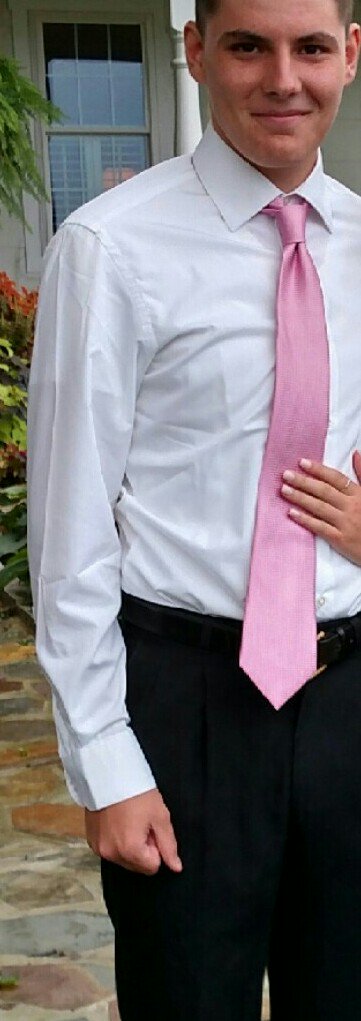 marinacci_'s tweet photo. when ur cute but u mad cuz ur gf's mom picked ur outfit and you couldn't say no n ur belt was too big n u don't have a tie clip https://t.co/yiVfNCe0Ug
