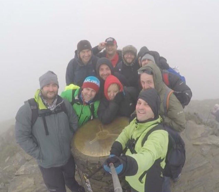 Expo up Snowdon by Mngrs of Beefeater fame is £'ing 4 <a href="/GreatOrmondSt/">Great Ormond Street Hospital for Children</a> #bucketonbarplease #thatbme #doinitforthekids #watermill <a href="/WatermillBas/">Watermill Basildon</a>