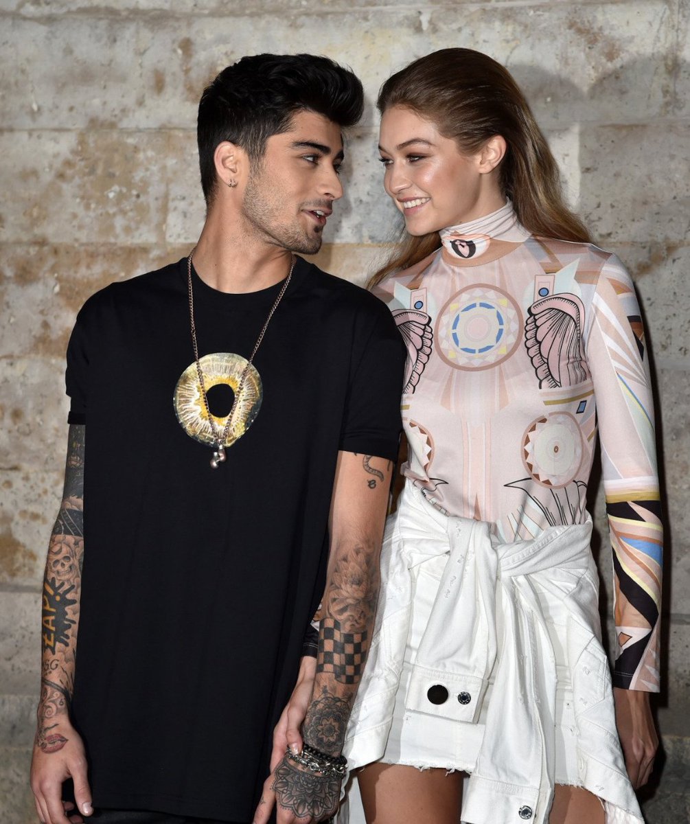 fatima2ali3's tweet photo. Love you my #boy 😍
My heart is for you my love
@zaynmalik https://t.co/f5trbqkcCA