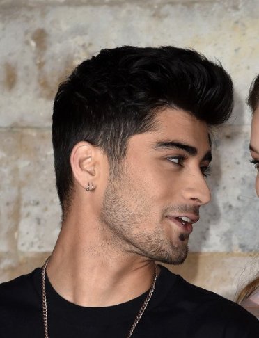 fatima2ali3's tweet photo. Love you my #boy 😍
My heart is for you my love
@zaynmalik https://t.co/f5trbqkcCA