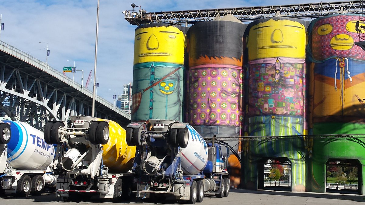 mikeandmariehp's tweet photo. .@CityofVancouver @granville_isle #zegirls #painted concrete, viva modern contemporary city art, @Van_Biennale https://t.co/sa23ZCX0ks
