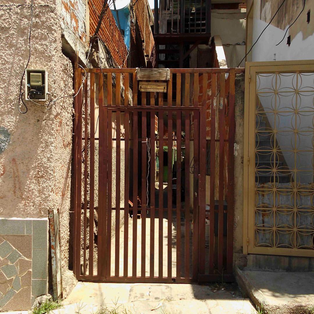 ccsinaccesible's tweet photo. Caminando por el Barrio Sucre del 23 de enero en el Worldwide... https://t.co/Fk4K8w4KZP https://t.co/nDEjSsQ74W