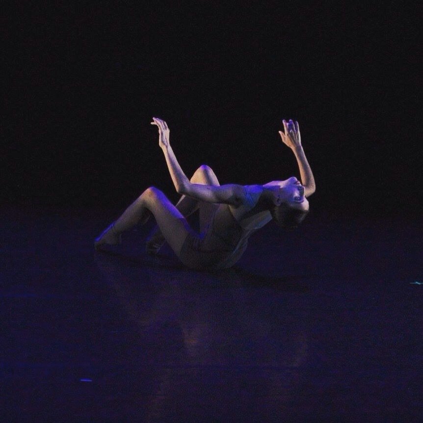stirthesage's tweet photo. From the show last night. Thankful to get to do what I love. Photo credit : @katheemiller #imstillmoving https://t.co/iylKJN4dyD