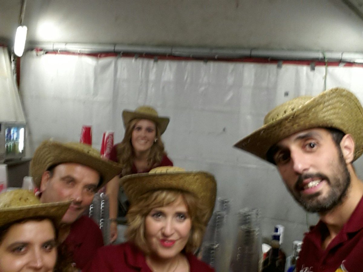 carpapampano's tweet photo. En #sanmateo2016 lo dimos todo !!!!! #espaciopeñas....... https://t.co/nn8uNh054D
