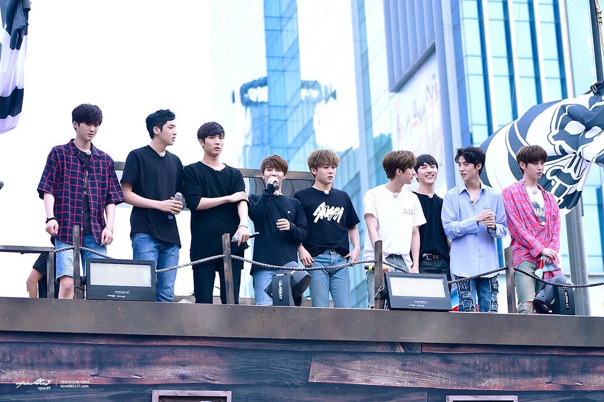 k_xanudas's tweet photo. Queria agradecer a todos que nos ajudaram com a tag. ♥
PENTAGON AND SF9 FIGHTING! #PentagonAndSF9AreComing https://t.co/4GZsJr4oAC