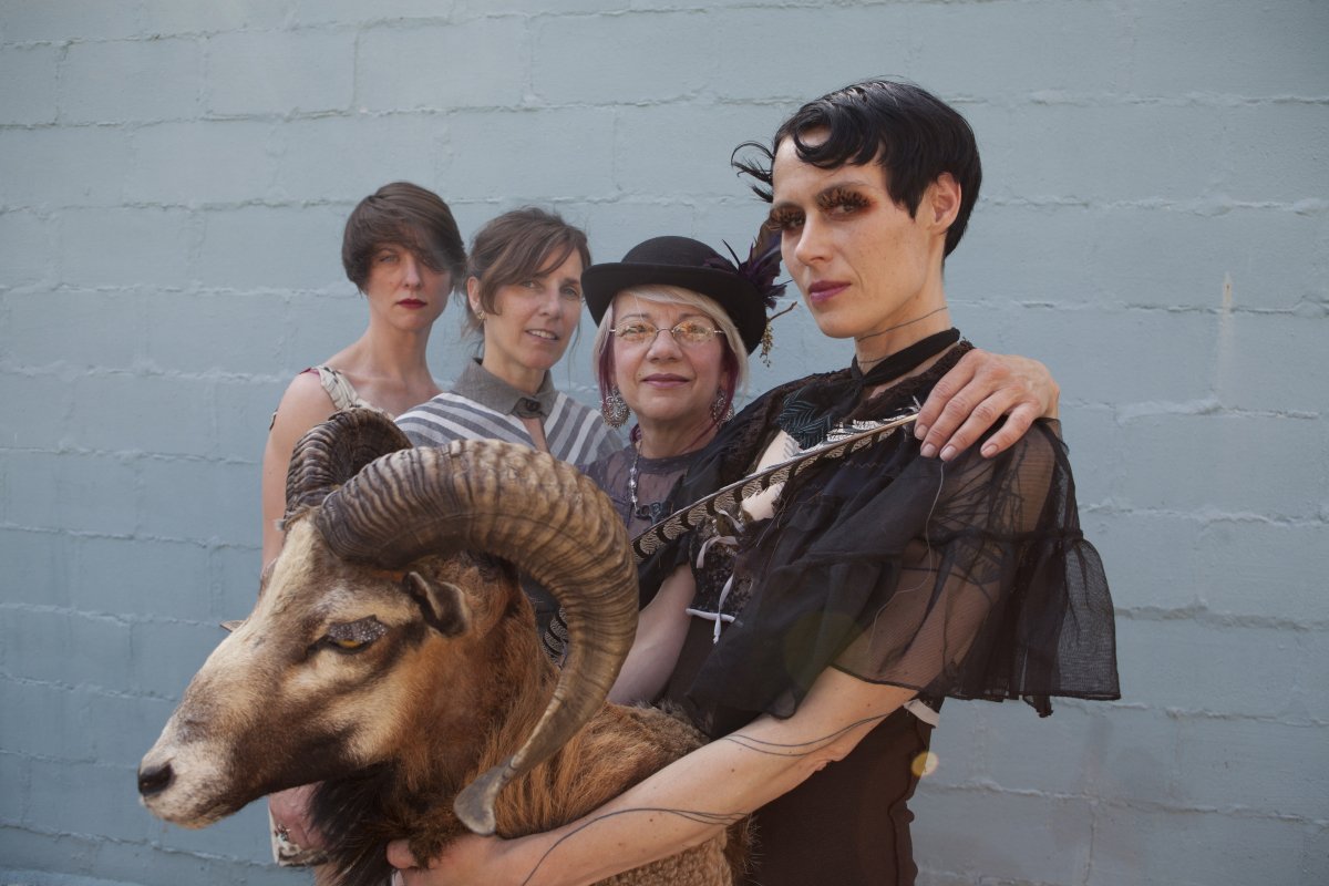 HelsinkiHudson's tweet image. SUNDAY, NOVEMBER 13 8PM | Dust Bowl Faeries | an ethereal gothic­folk ensemble with a dark cabaret twist ow.ly/qjfx304KJvY #vaudville
