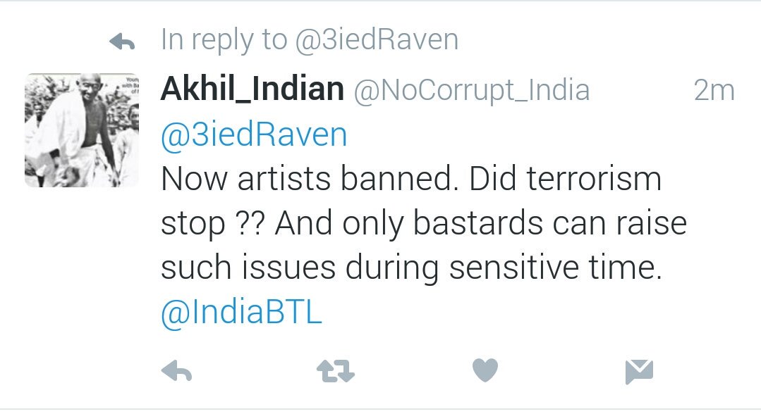 ibtlx's tweet photo. Support the army, ask to boycott #PakPremis, & Kejri supporters hurl u with filthy abuses- Mother-Sister ones.
Why AAP loves Pak? Funding? https://t.co/EFasCZ60Vq