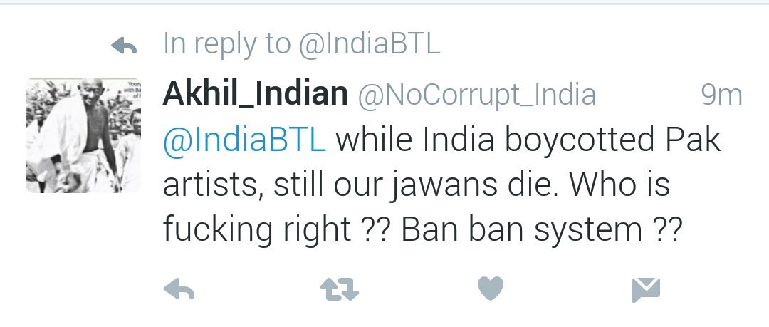 ibtlx's tweet photo. Support the army, ask to boycott #PakPremis, & Kejri supporters hurl u with filthy abuses- Mother-Sister ones.
Why AAP loves Pak? Funding? https://t.co/EFasCZ60Vq